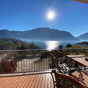 Apartment Big With View And Two Bedrooms, Sala Comacina